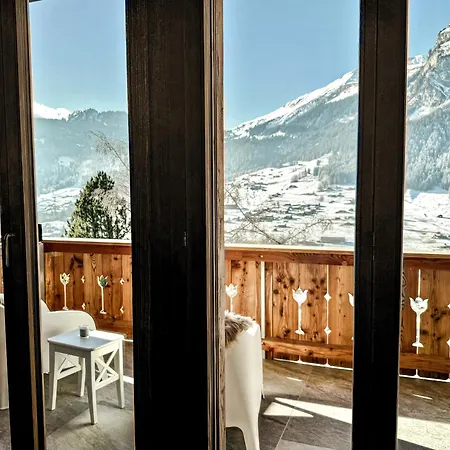 Secret Place Luxury Floor With Jacuzzi A Dream In Old Wood Lenk im Simmental