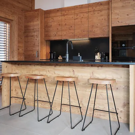 Appartement Secret Place Luxury Floor With Jacuzzi A Dream In Old Wood Lenk im Simmental