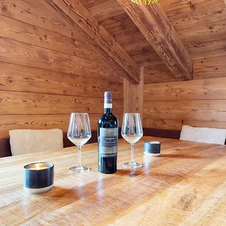 Daire Secret Place Luxury Floor With Jacuzzi A Dream In Old Wood