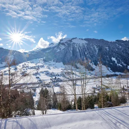 Secret Place Luxury Floor With Jacuzzi A Dream In Old Wood Appartement Lenk im Simmental