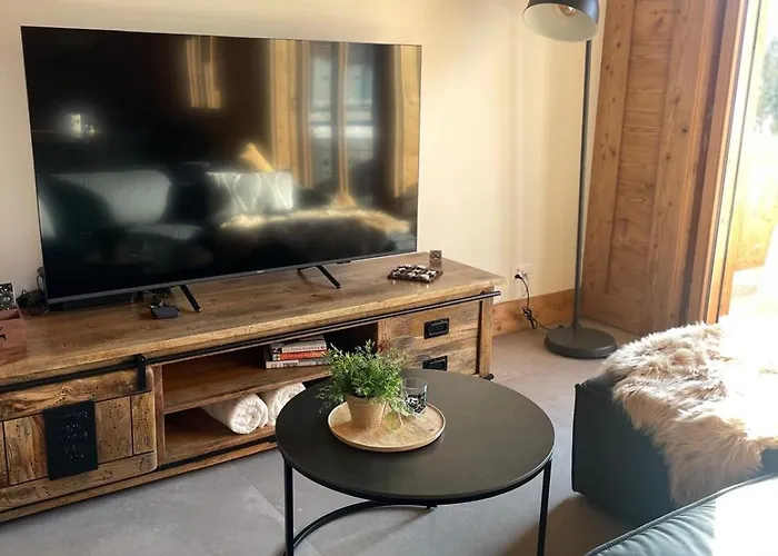 Secret Place Luxury Floor With Jacuzzi A Dream In Old Wood *