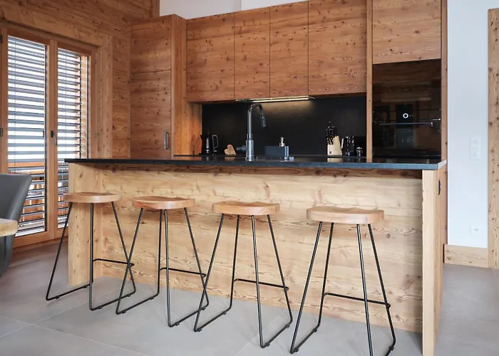 Apartament Secret Place Luxury Floor With Jacuzzi A Dream In Old Wood Lenk