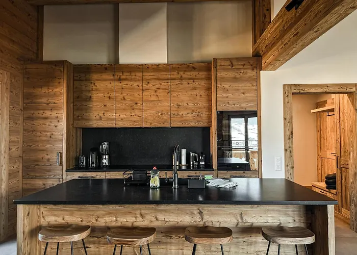 Secret Place Luxury Floor With Jacuzzi A Dream In Old Wood Apartment Lenk im Simmental